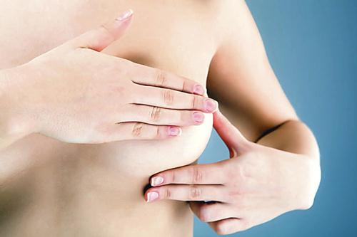 Massage ngực giúp ngăn chặn và điều trị u vú